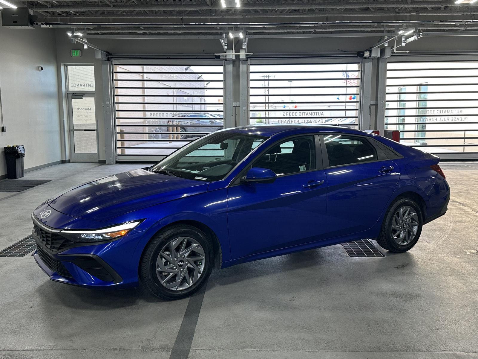 Intense Blue 2024 Hyundai Elantra Sedan Front-Wheel Drive Continuously Variable Transmission