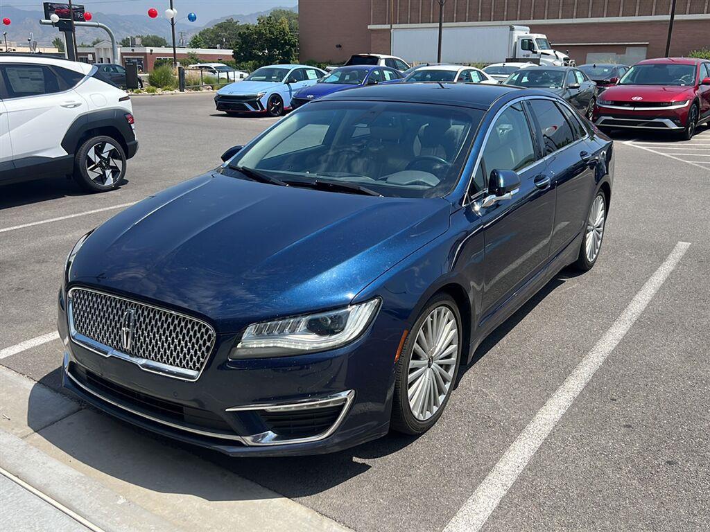 Midnight Sapphire Blue Metallic 2017 Lincoln MKZ Sedan Front-Wheel Drive 6-Speed Automatic