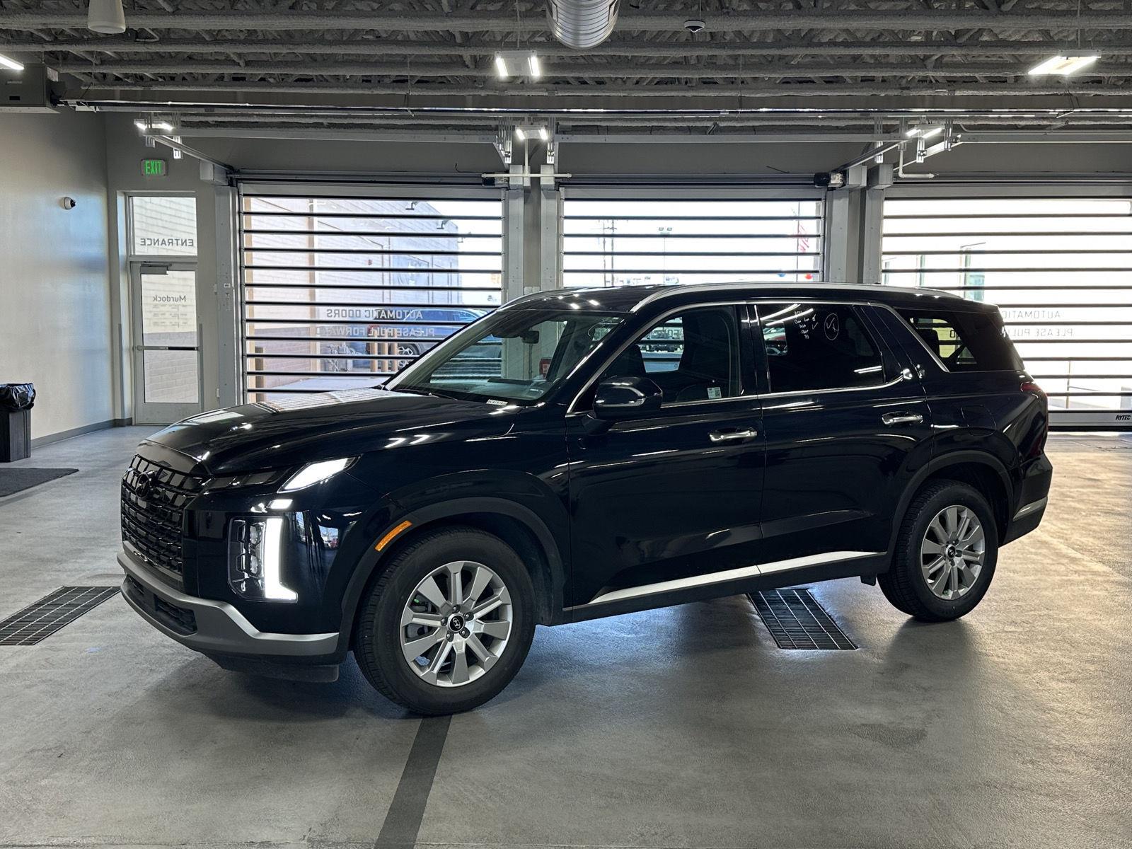 Moonlight Cloud 2025 Hyundai Palisade SUV / Crossover All-Wheel Drive Automatic