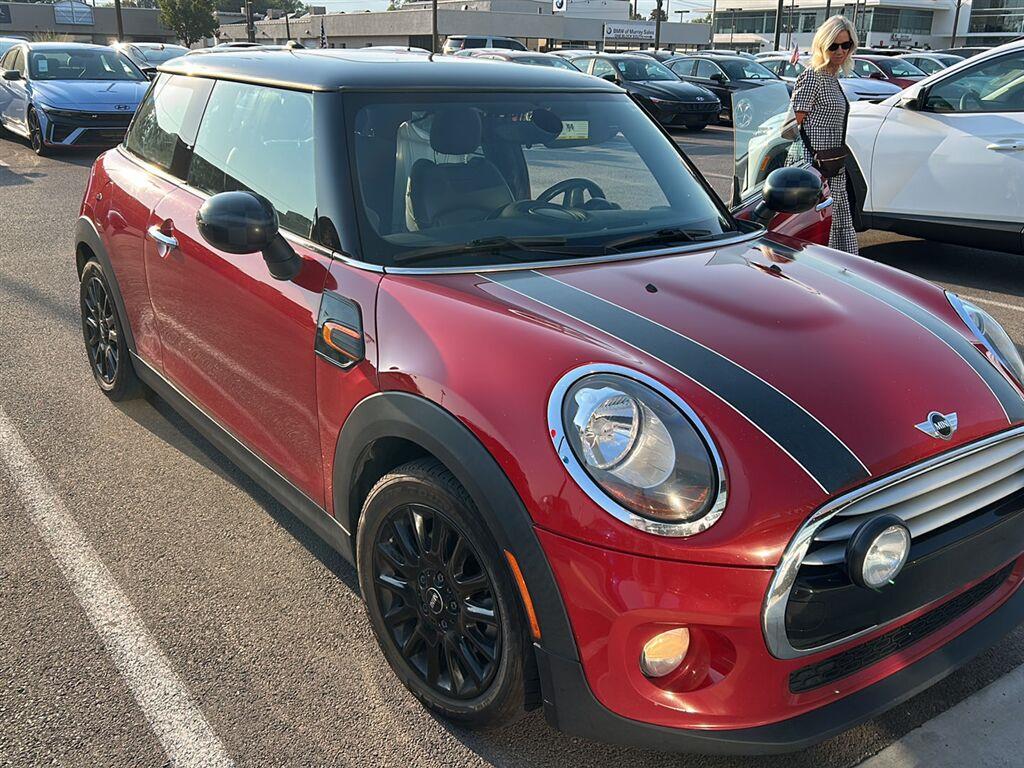 Blazing Red Metallic 2014 MINI Cooper Hatchback Front-Wheel Drive 6-Speed Manual