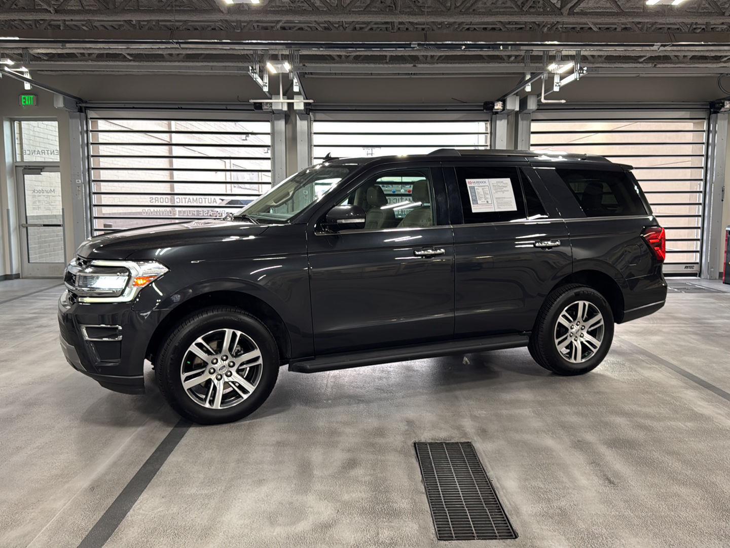Dark Matter Gray 2024 Ford Expedition SUV / Crossover Four-Wheel Drive Automatic
