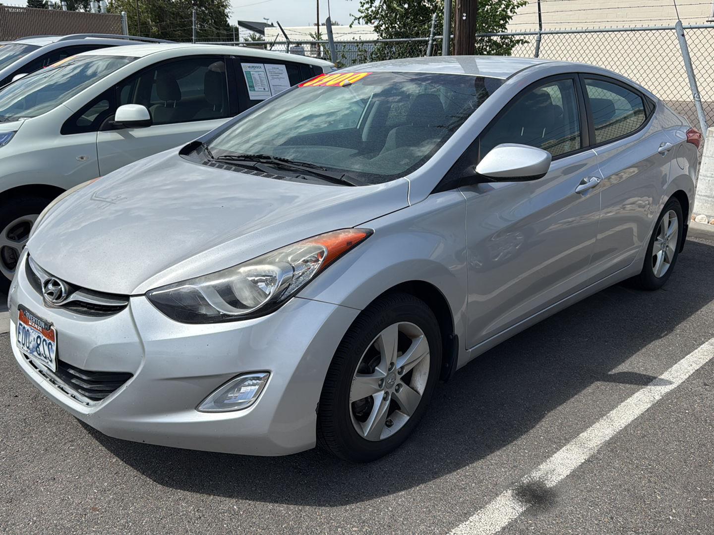 Shimmering Air Silver 2013 Hyundai Elantra Sedan Front-Wheel Drive Automatic