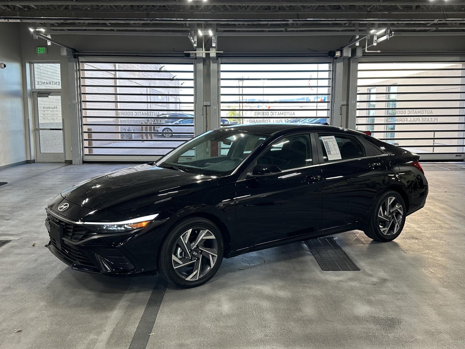 2026 Hyundai Elantra Hybrid Limited FWD