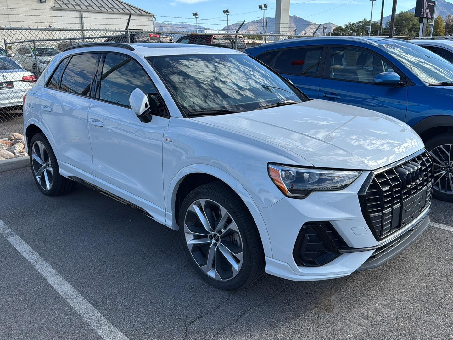 Mythos Black Metallic 2021 Audi Q3 SUV / Crossover All-Wheel Drive Automatic