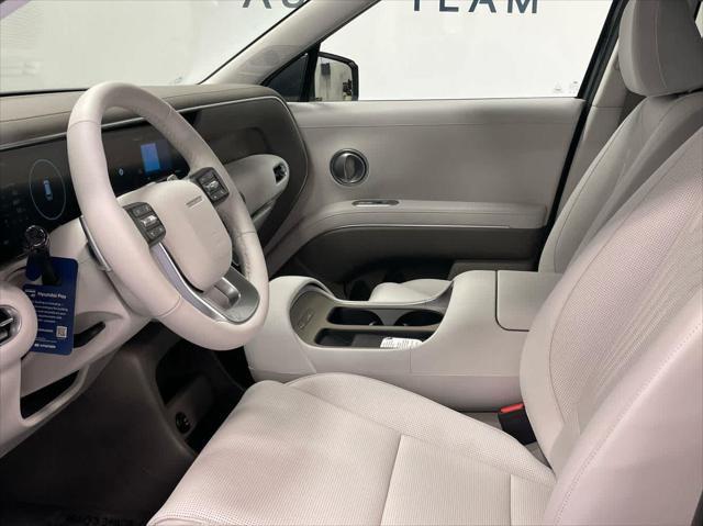 New 2026 Creamy White Pearl Hyundai SEL 7P image 110