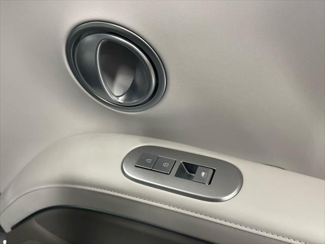 New 2026 Creamy White Pearl Hyundai SEL 7P image 126