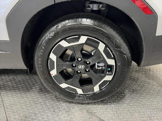 New 2025 Shimmering Silver Hyundai SEL AWD image 198