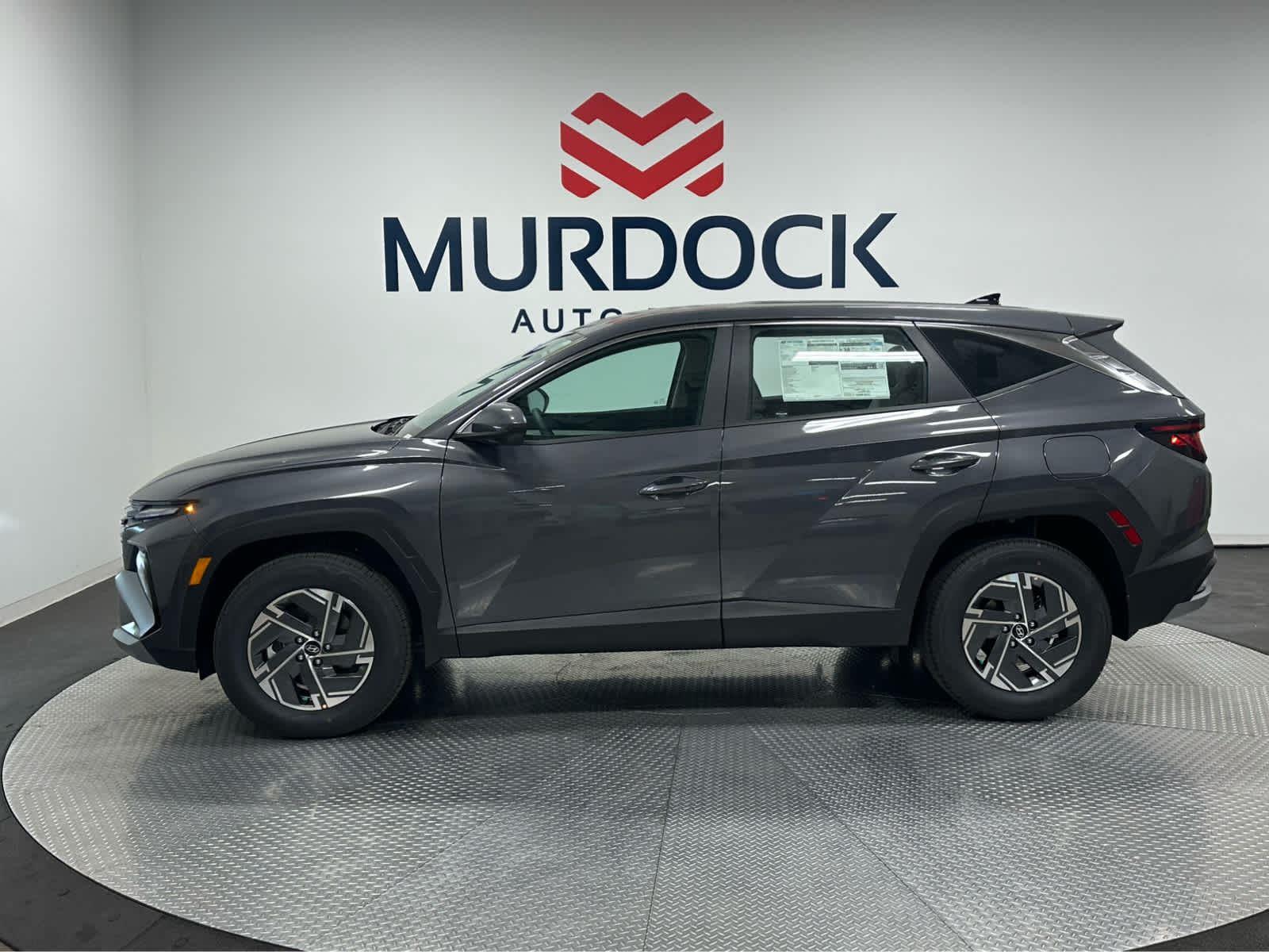 View vehicle photo 3