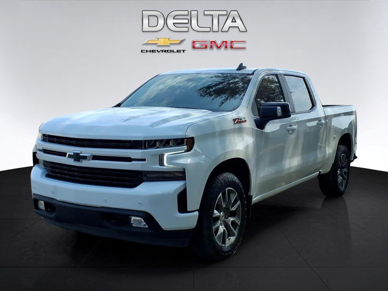 Summit White 2022 Chevrolet Silverado 1500 Pickup Truck Four-Wheel Drive 8-Speed Automatic