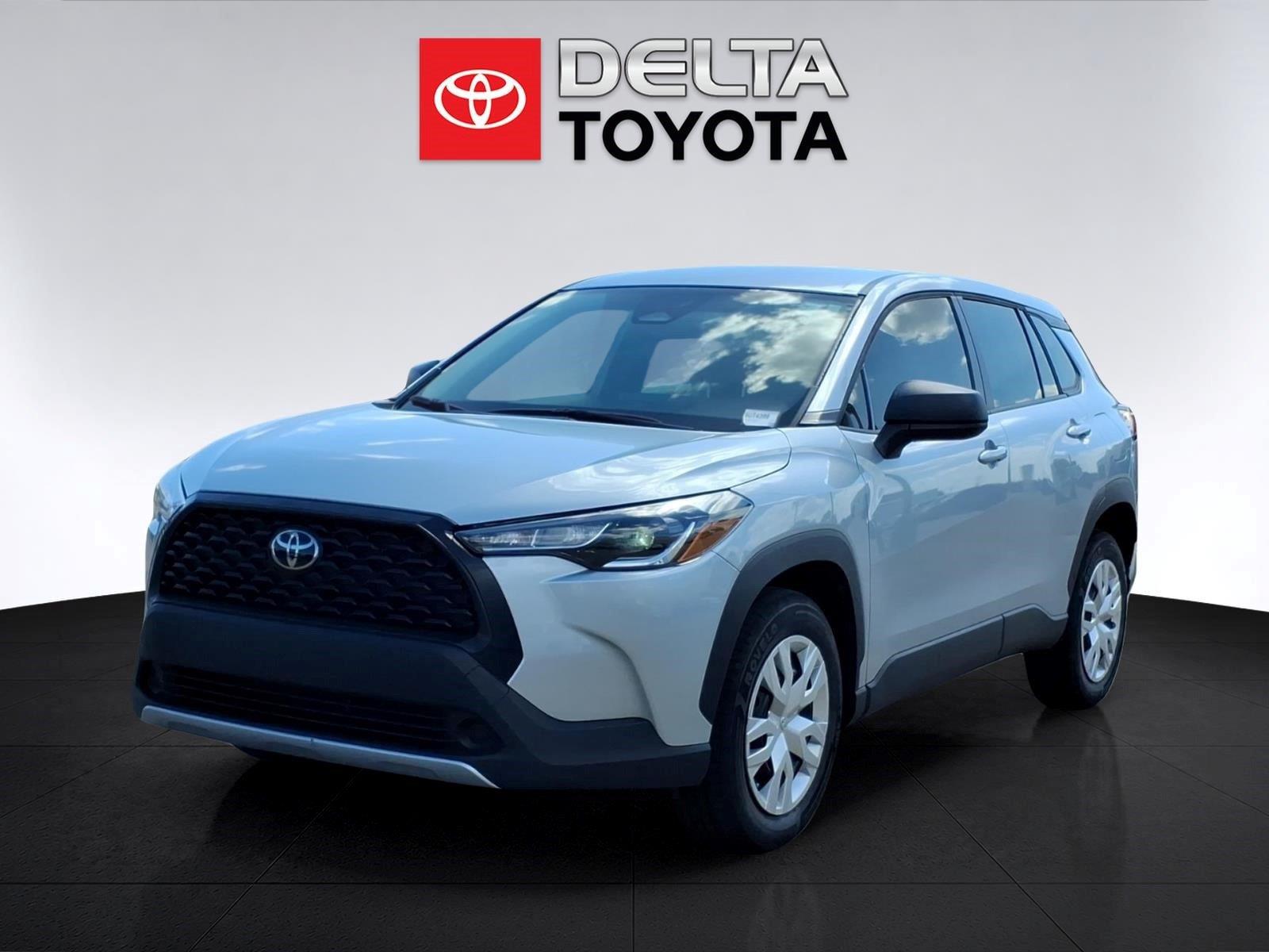 Sonic Silver 2024 Toyota Corolla Cross SUV / Crossover Front-Wheel Drive Continuously Variable Transmission