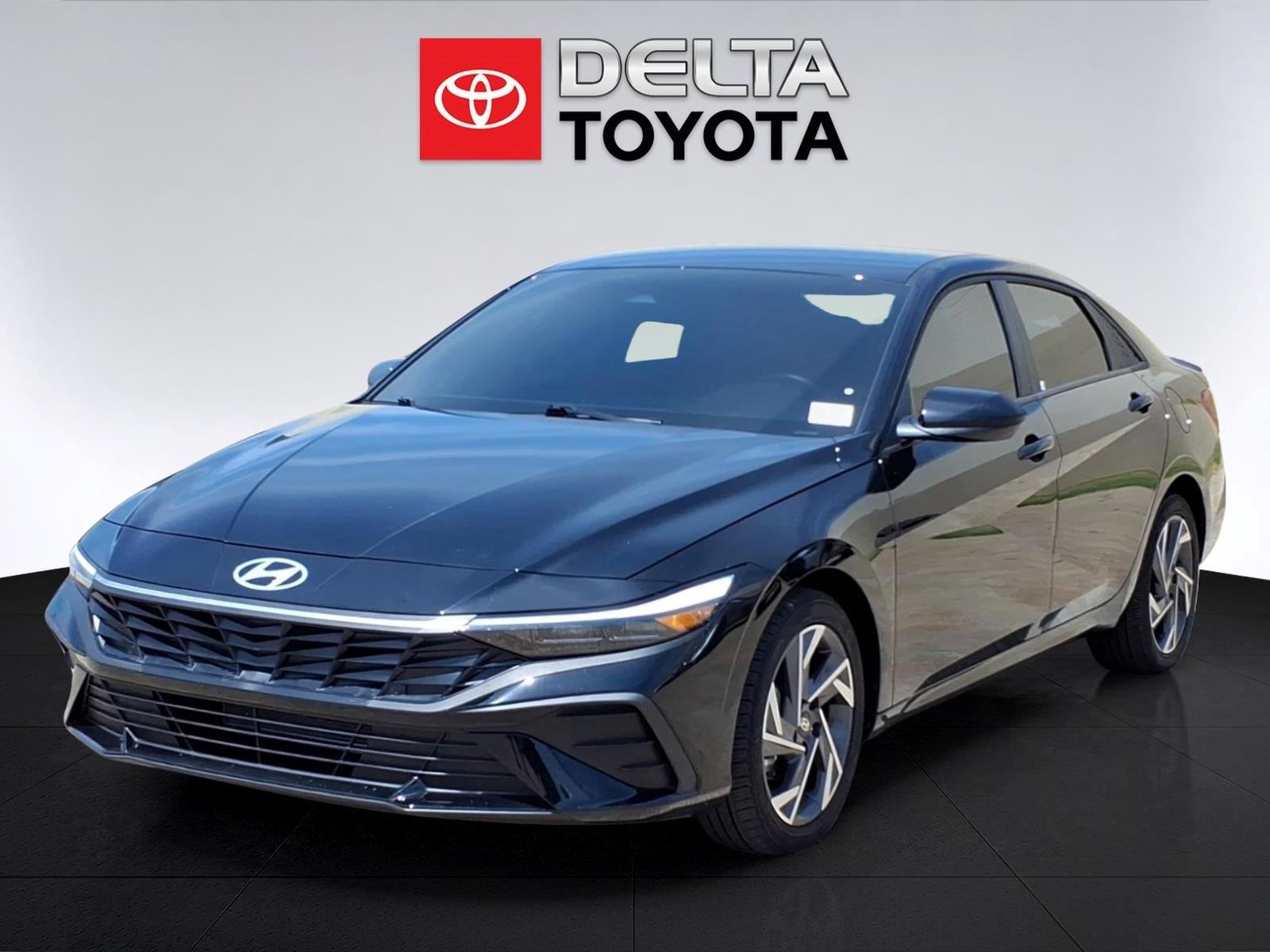 2025 Hyundai Elantra SEL Sport FWD