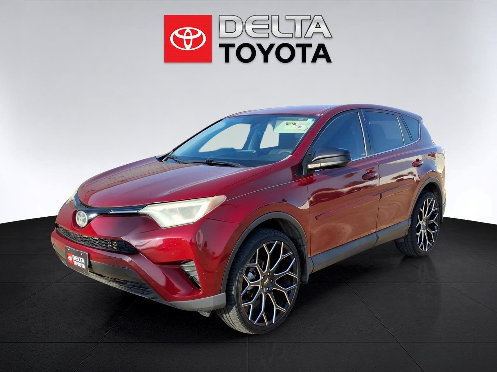  2018 Toyota RAV4 LE   