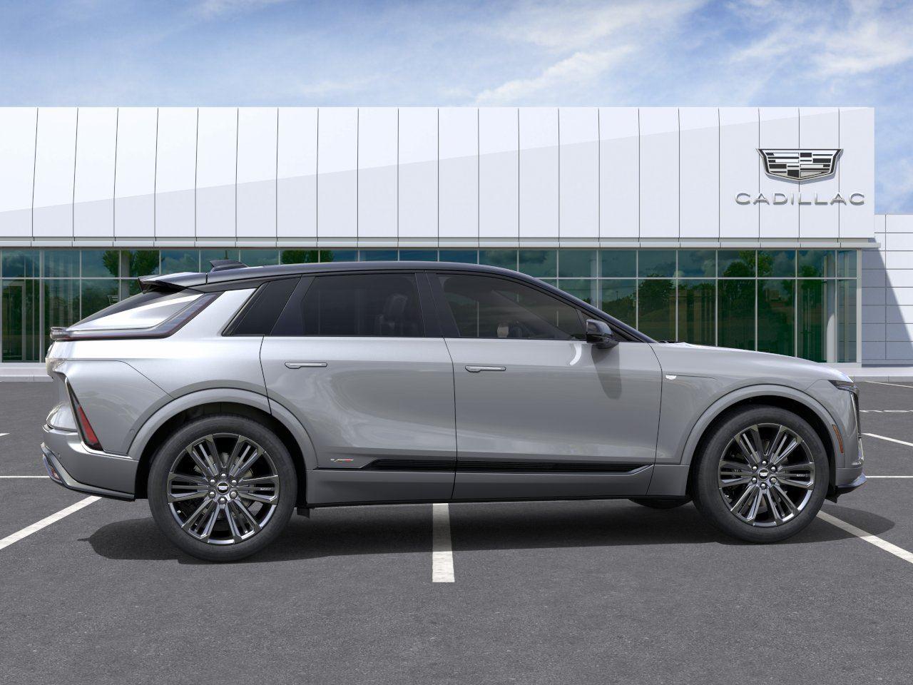 View vehicle photo 5