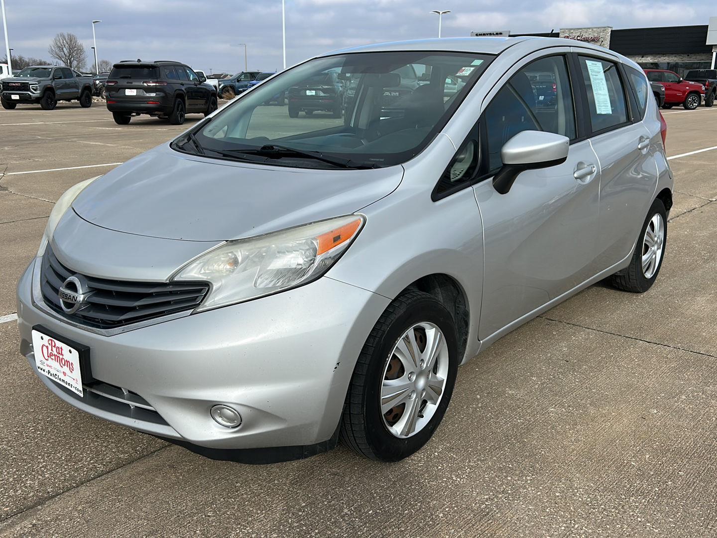 Brilliant Silver 2015 Nissan Versa Note S Hatchback Front-Wheel Drive Manual