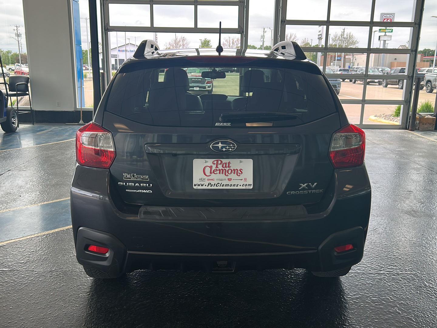 View vehicle photo 4