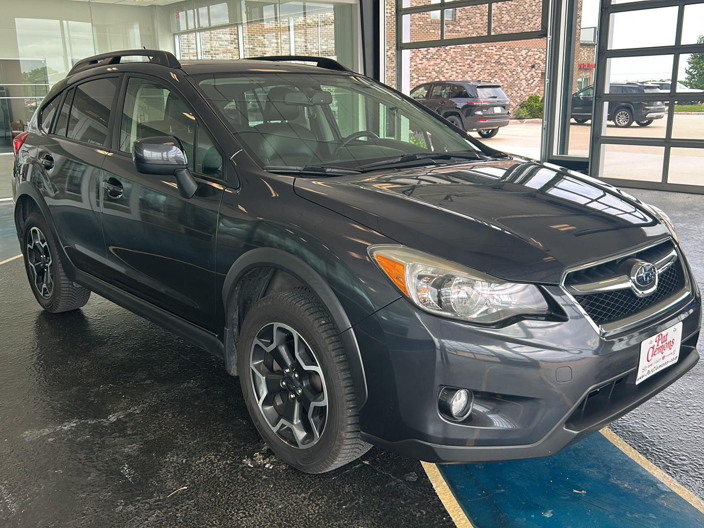 View vehicle photo 7