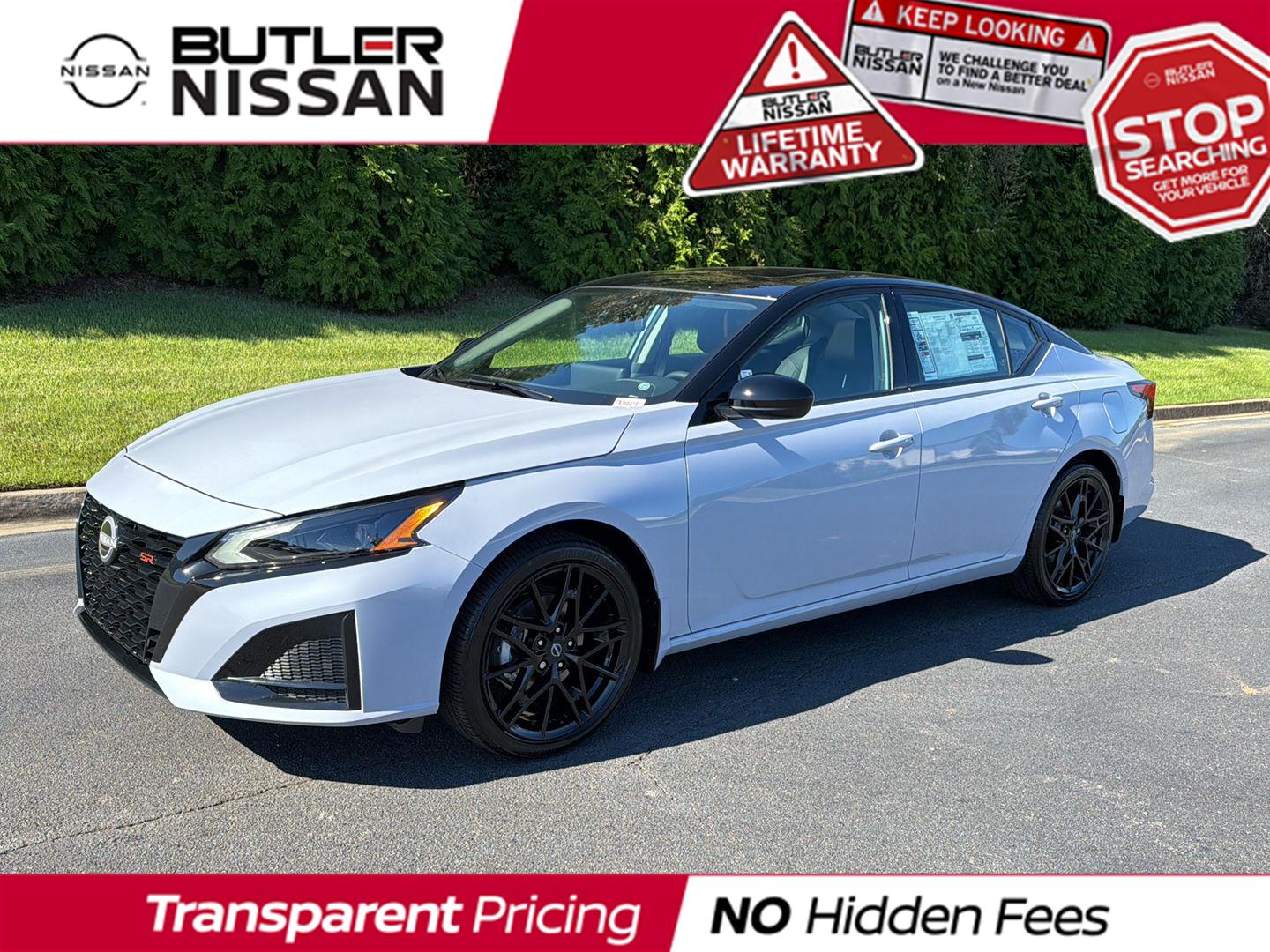 Gray Sky Pearl/Super Black 2026 Nissan Altima Sedan Front-Wheel Drive Continuously Variable Transmission