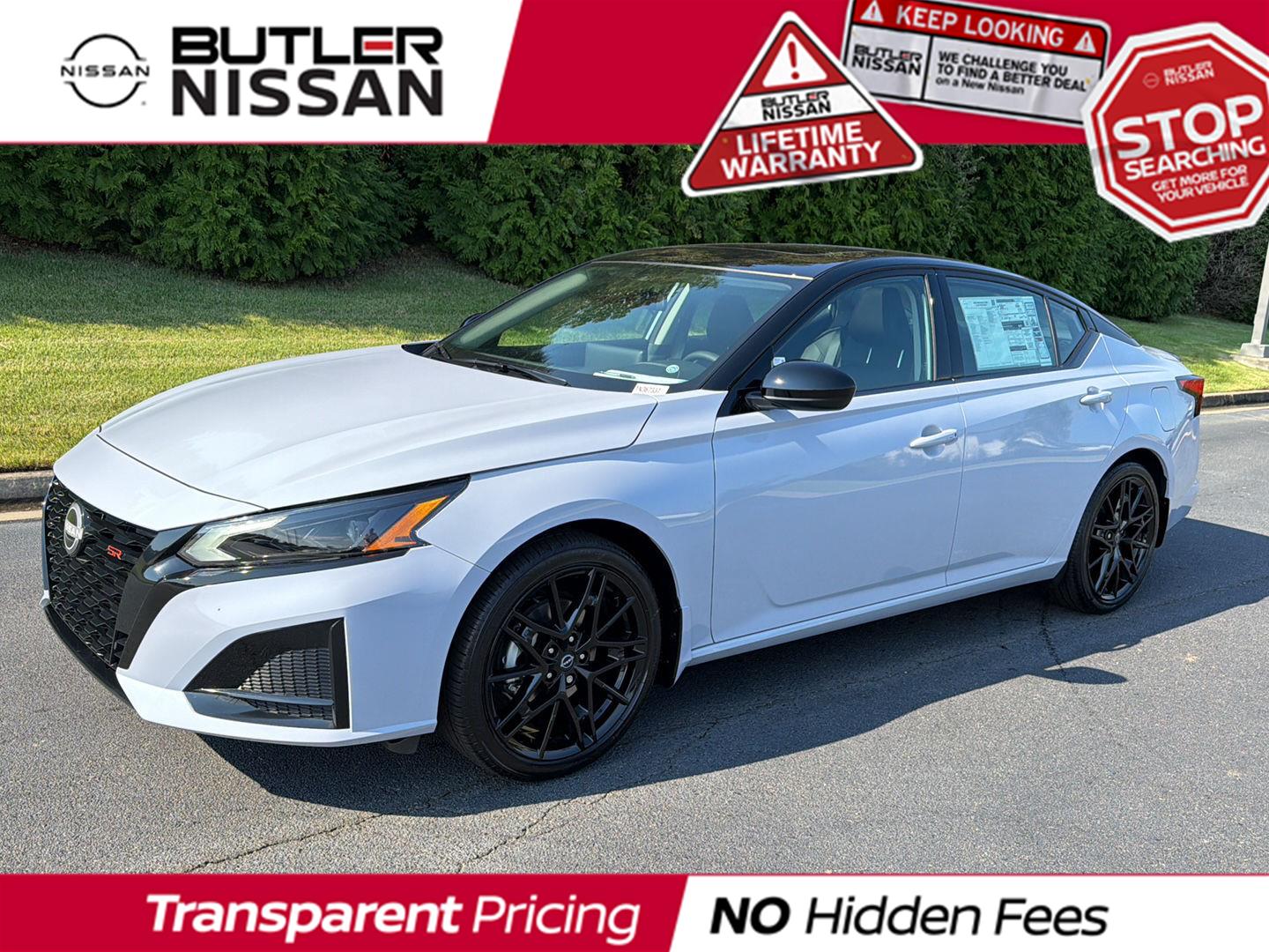 Gray Sky Pearl/Super Black 2026 Nissan Altima Sedan Front-Wheel Drive Continuously Variable Transmission