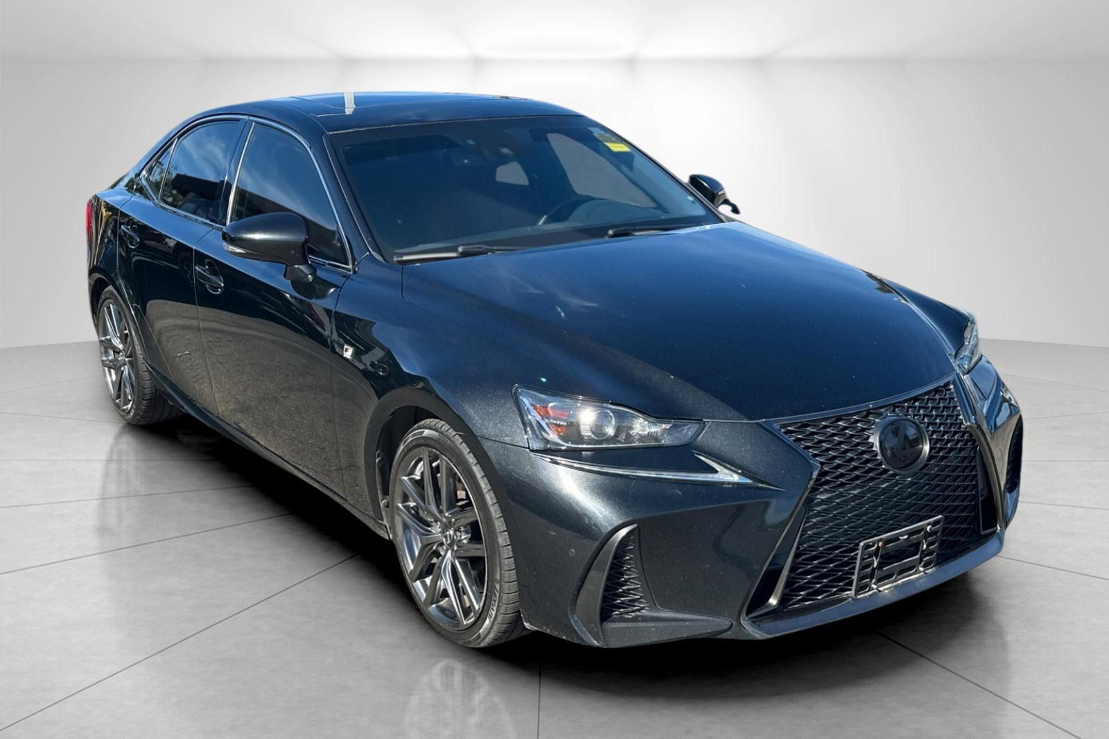 2018 Lexus IS 300 RWD