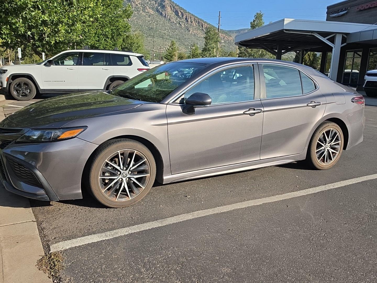2023 Toyota Camry SE FWD