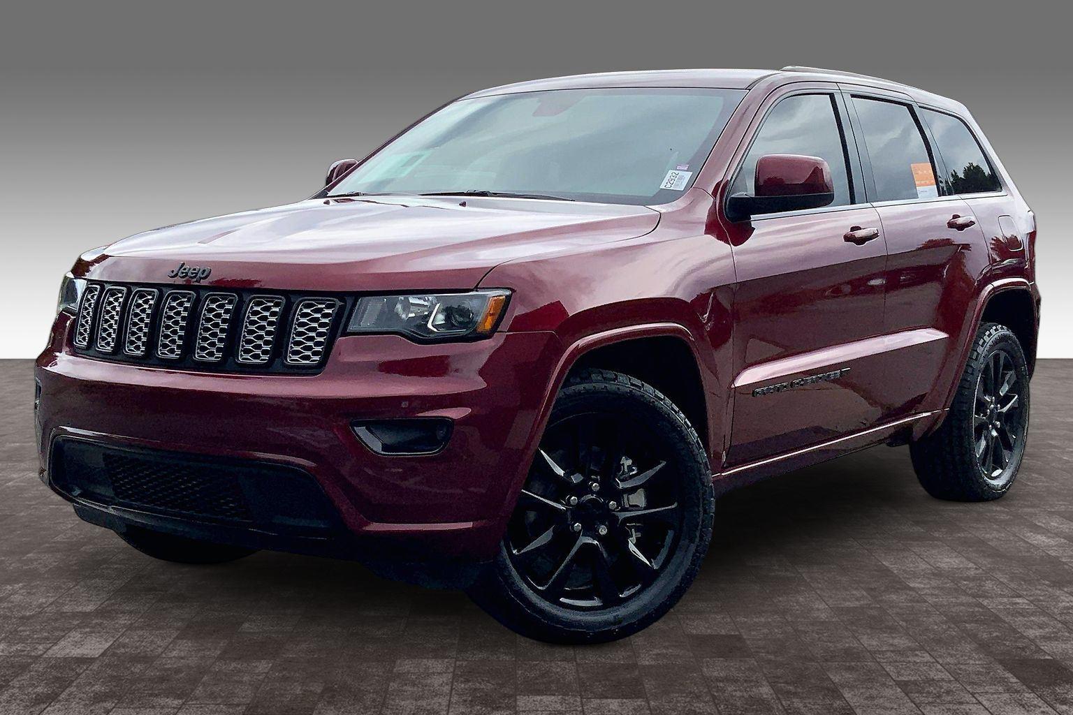 Velvet Red Pearlcoat 2022 Jeep Grand Cherokee SUV / Crossover Four-Wheel Drive 8-Speed Automatic
