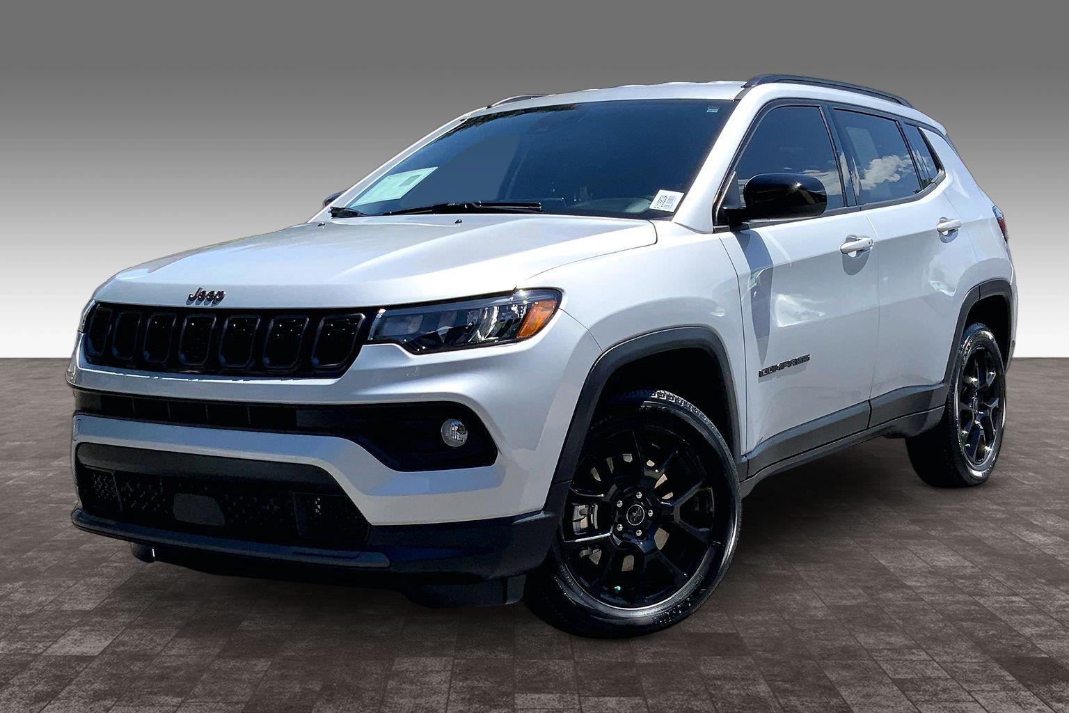 Silver Zynith Metallic Clearcoat 2026 Jeep Compass SUV / Crossover Four-Wheel Drive 8-Speed Automatic