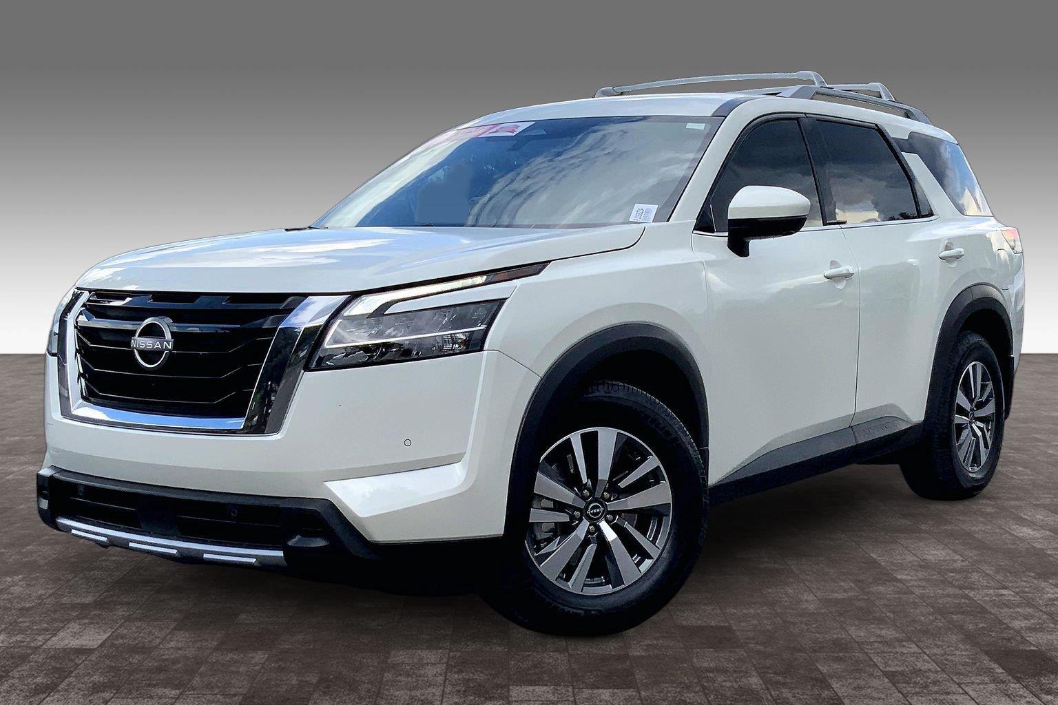 2024 Nissan Pathfinder SL 4WD