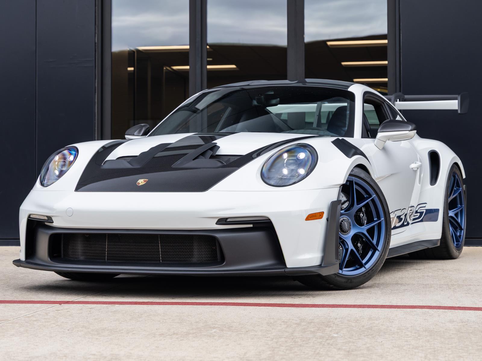 Porsche 911 GT3 RS Coupe RWD