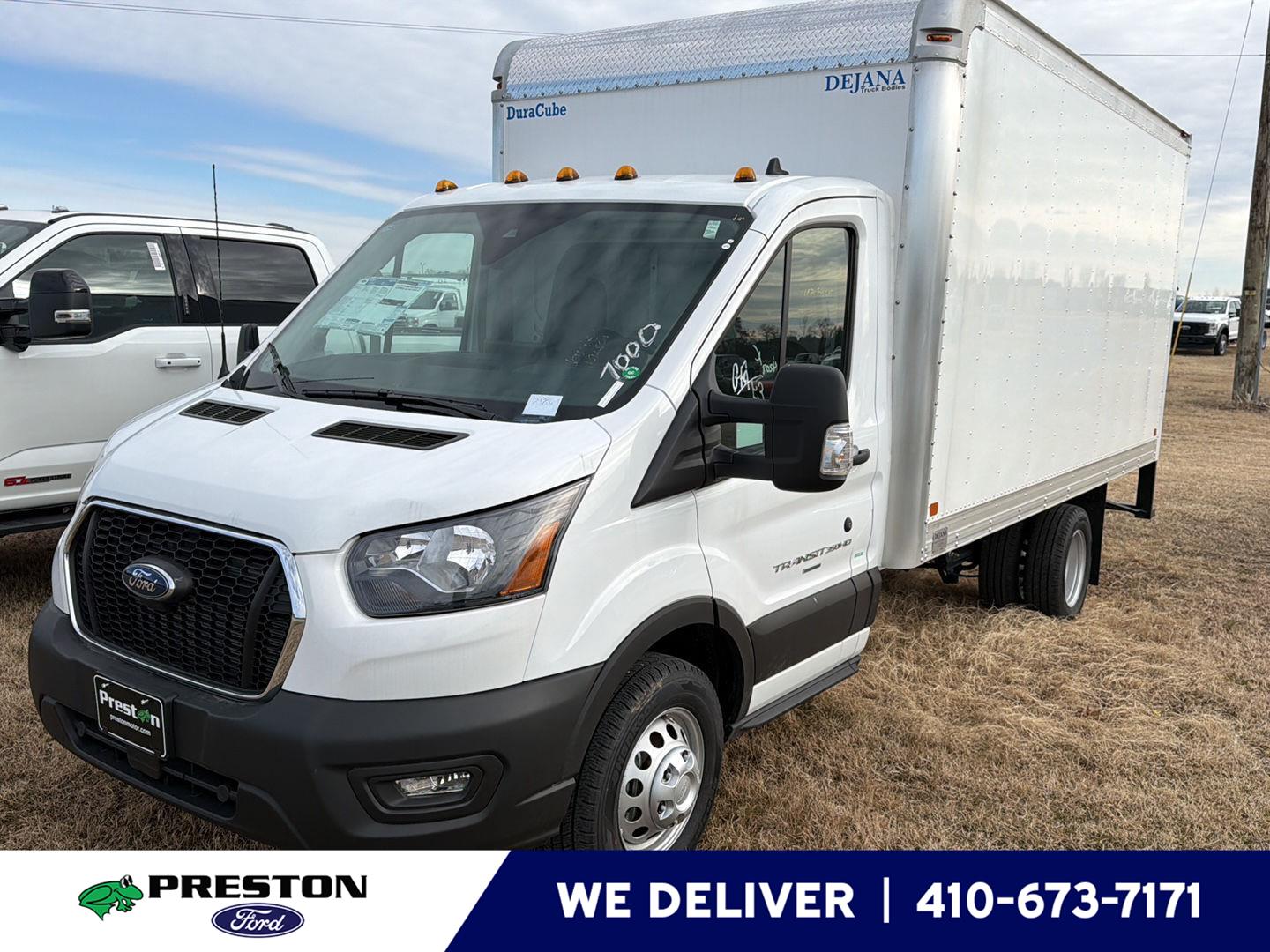 2024 Ford Transit Chassis 350 HD 9950 GVWR 138 Cutaway DRW RWD