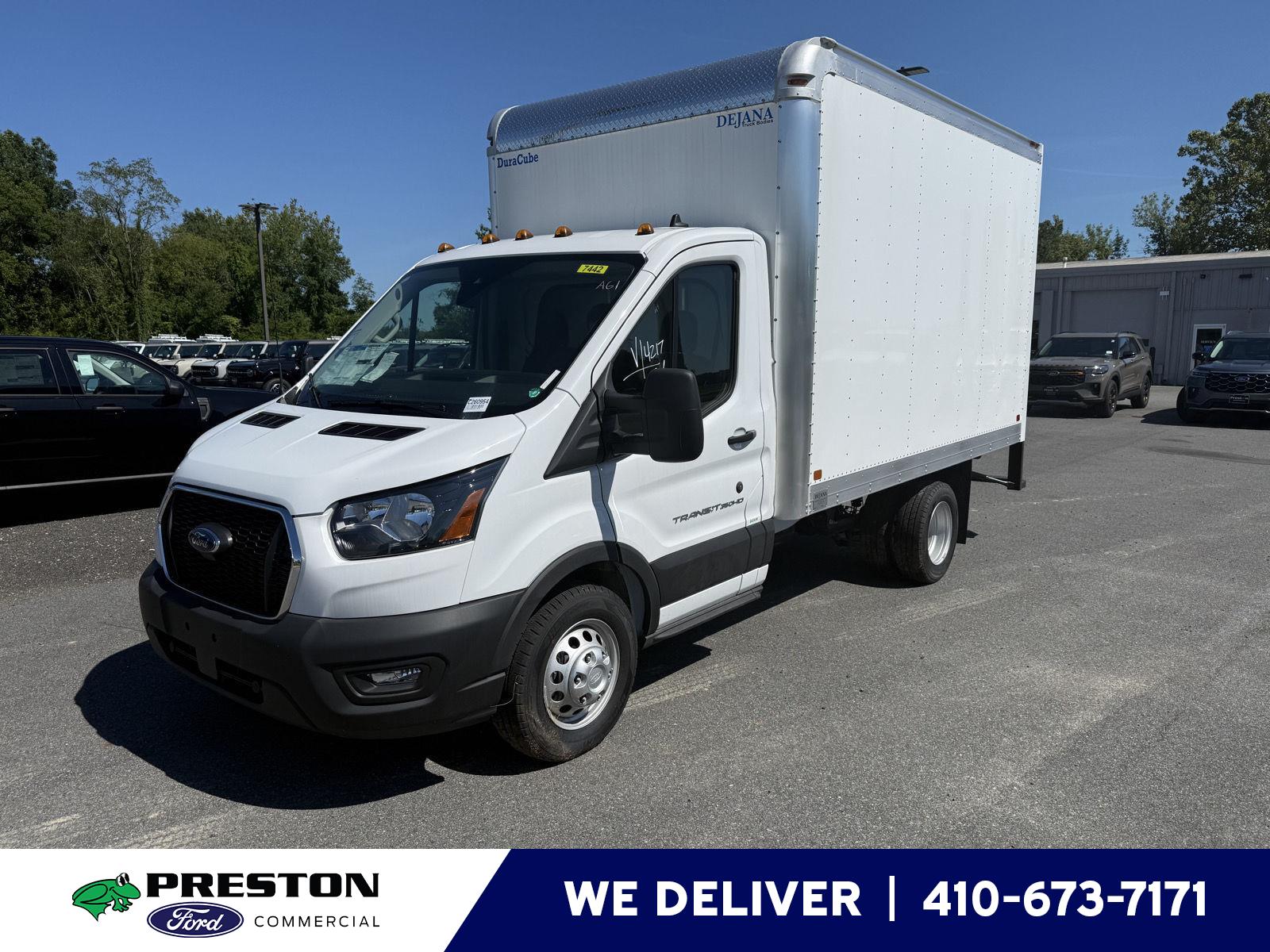 Oxford White 2025 Ford Transit Chassis Van Rear-Wheel Drive