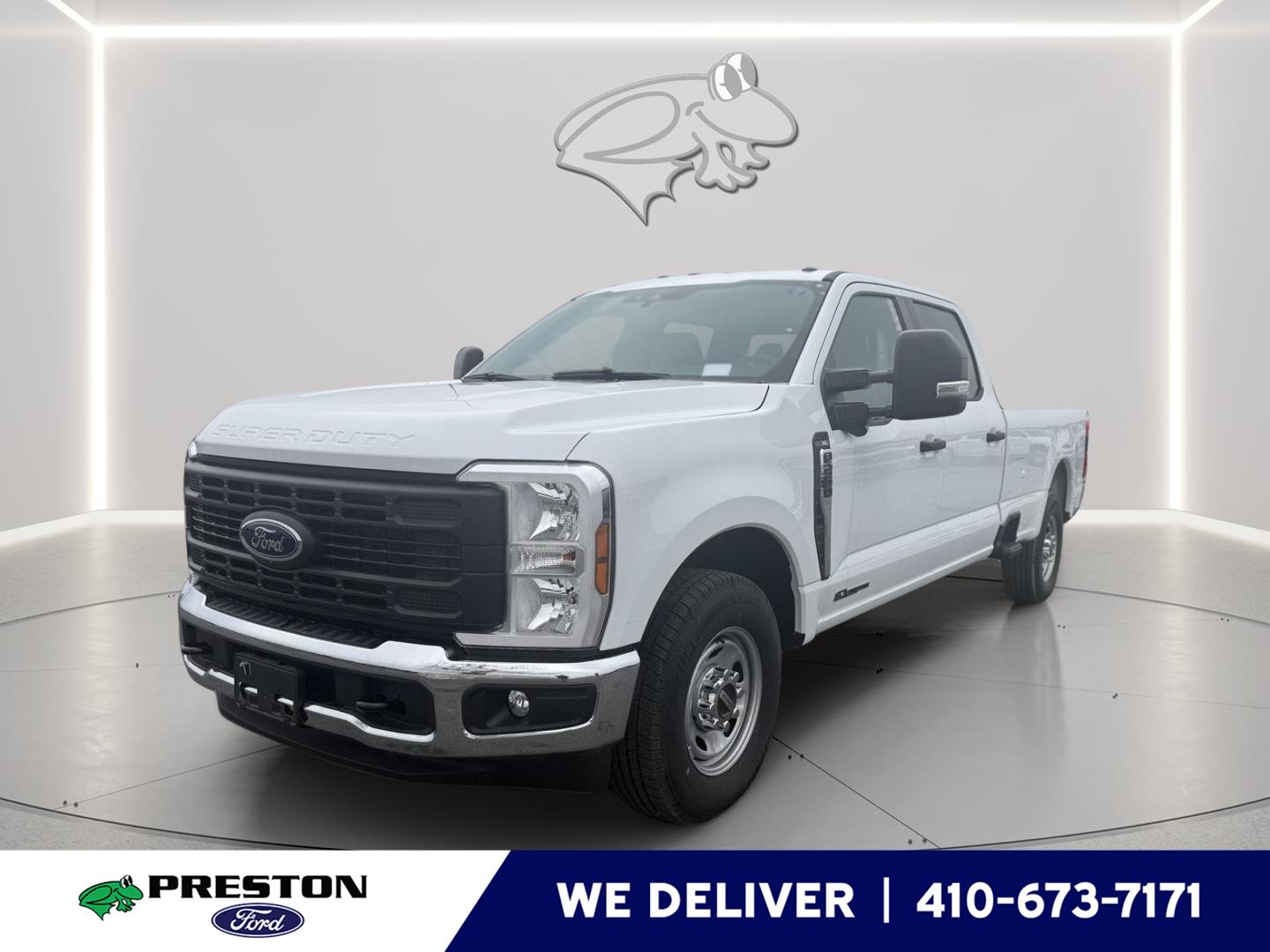 Z1 OXFORD WHITE 2025 Ford F-250 Super Duty XL Crew Cab RWD Pickup Truck 4X2 Automatic
