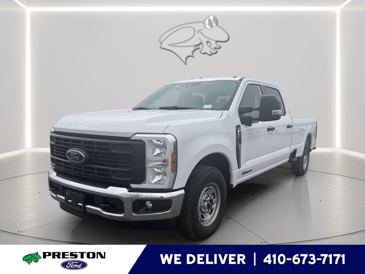 Z1 OXFORD WHITE 2025 Ford F-250 Super Duty XL Crew Cab RWD Pickup Truck 4X2 Automatic
