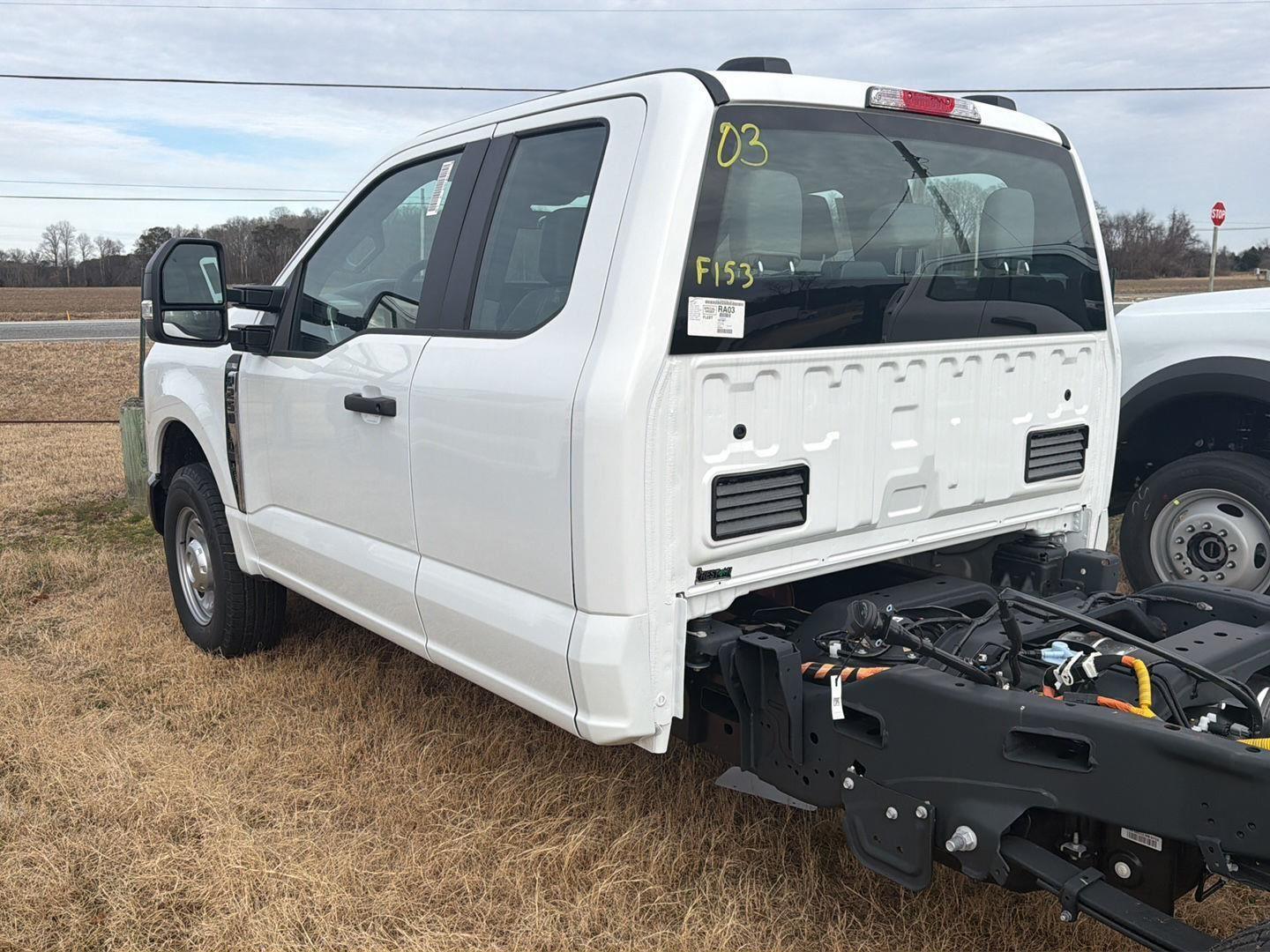 View vehicle photo 6