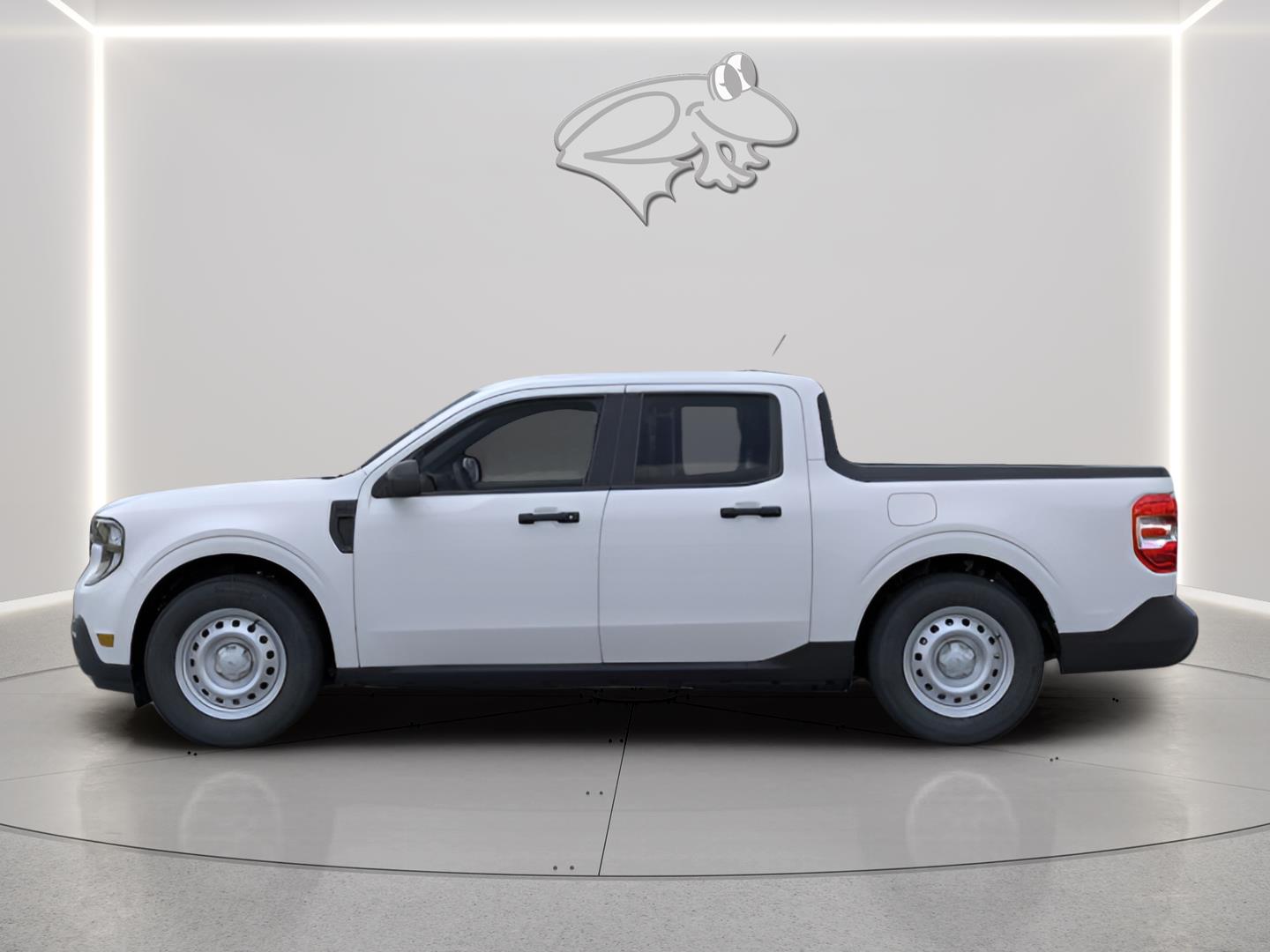 View vehicle photo 3