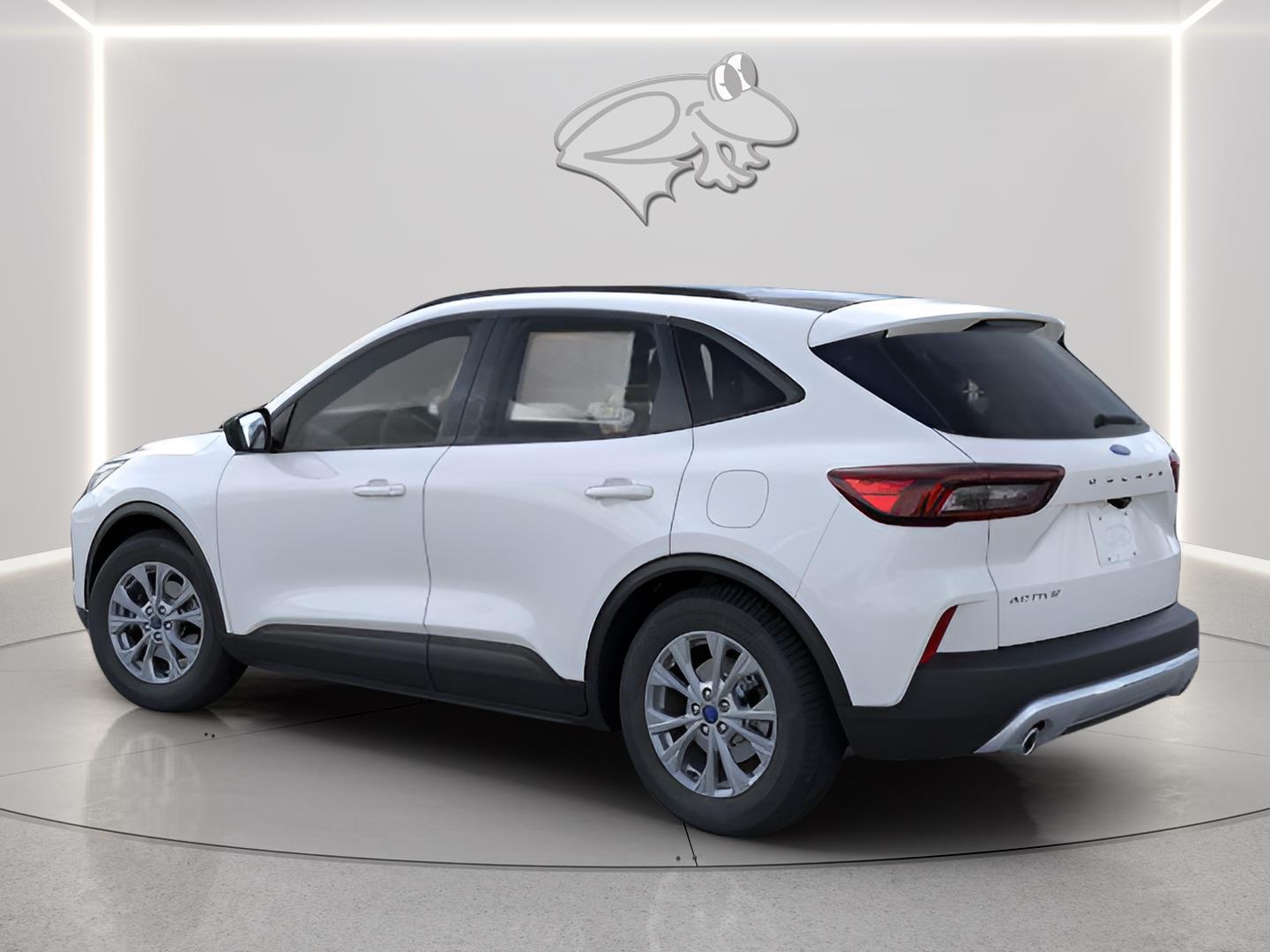 View vehicle photo 4