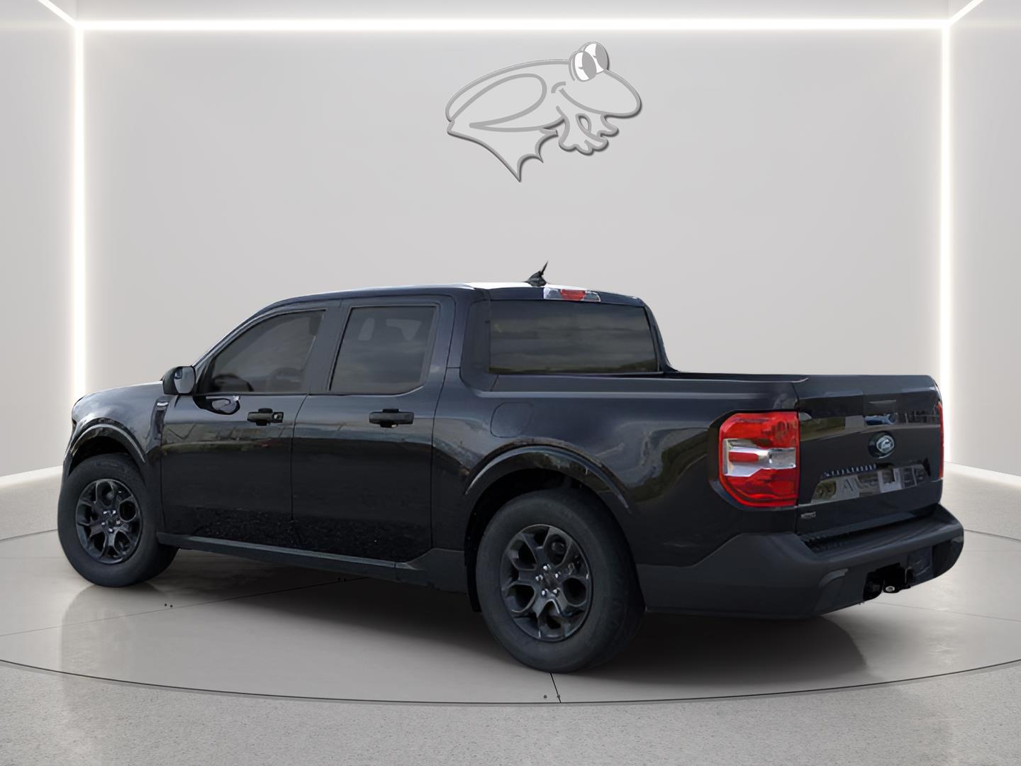 View vehicle photo 4