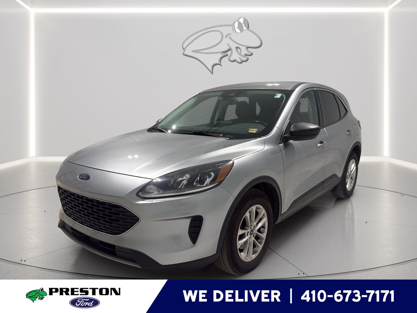 Iconic Silver 2022 Ford Escape SE FWD SUV / Crossover Front-Wheel Drive 8-Speed Automatic