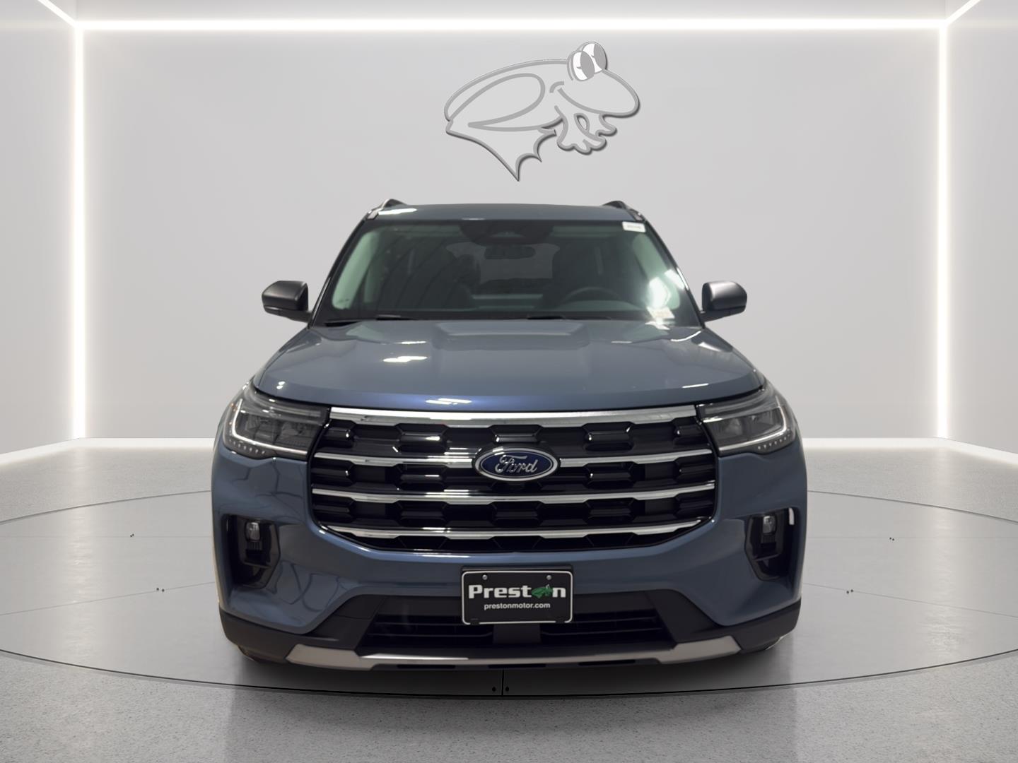 View vehicle photo 2