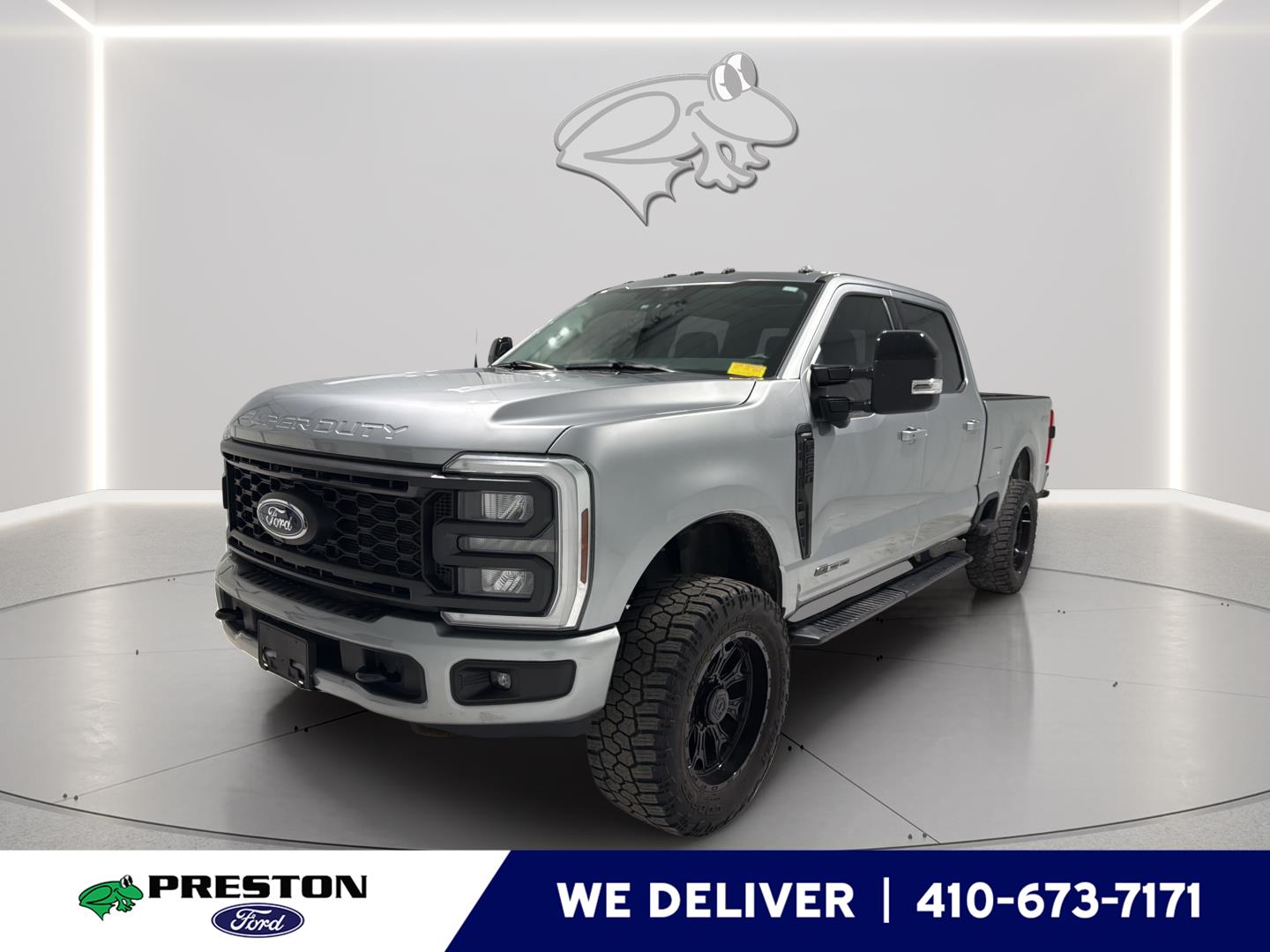 Iconic Silver 2024 Ford F-250 Super Duty Lariat Crew Cab 4WD Pickup Truck Four-Wheel Drive Automatic