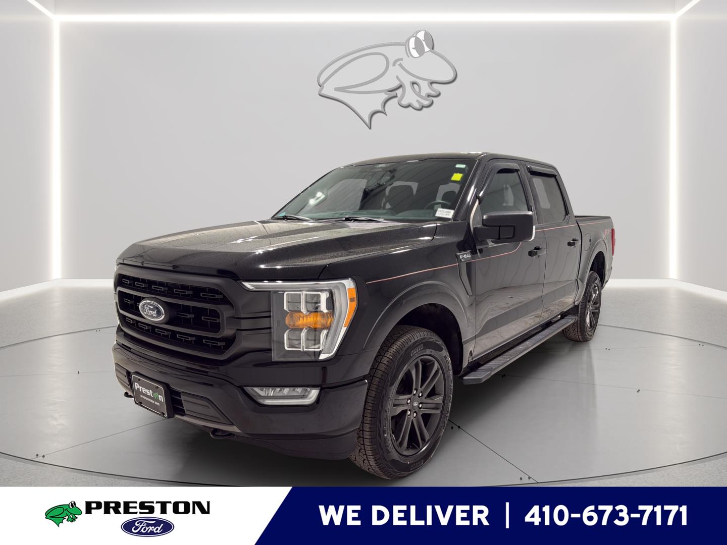 Agate Black 2022 Ford F-150 XLT SuperCrew 4WD Pickup Truck Four-Wheel Drive Automatic