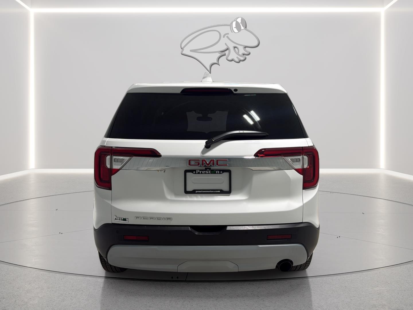 View vehicle photo 4