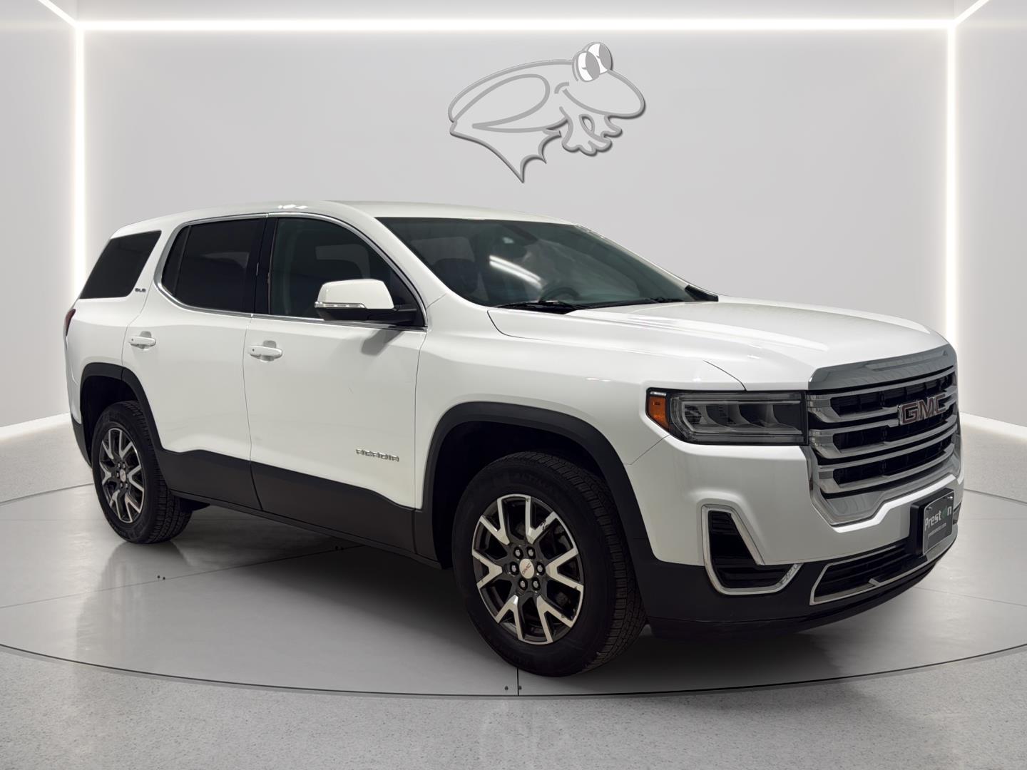 View vehicle photo 7