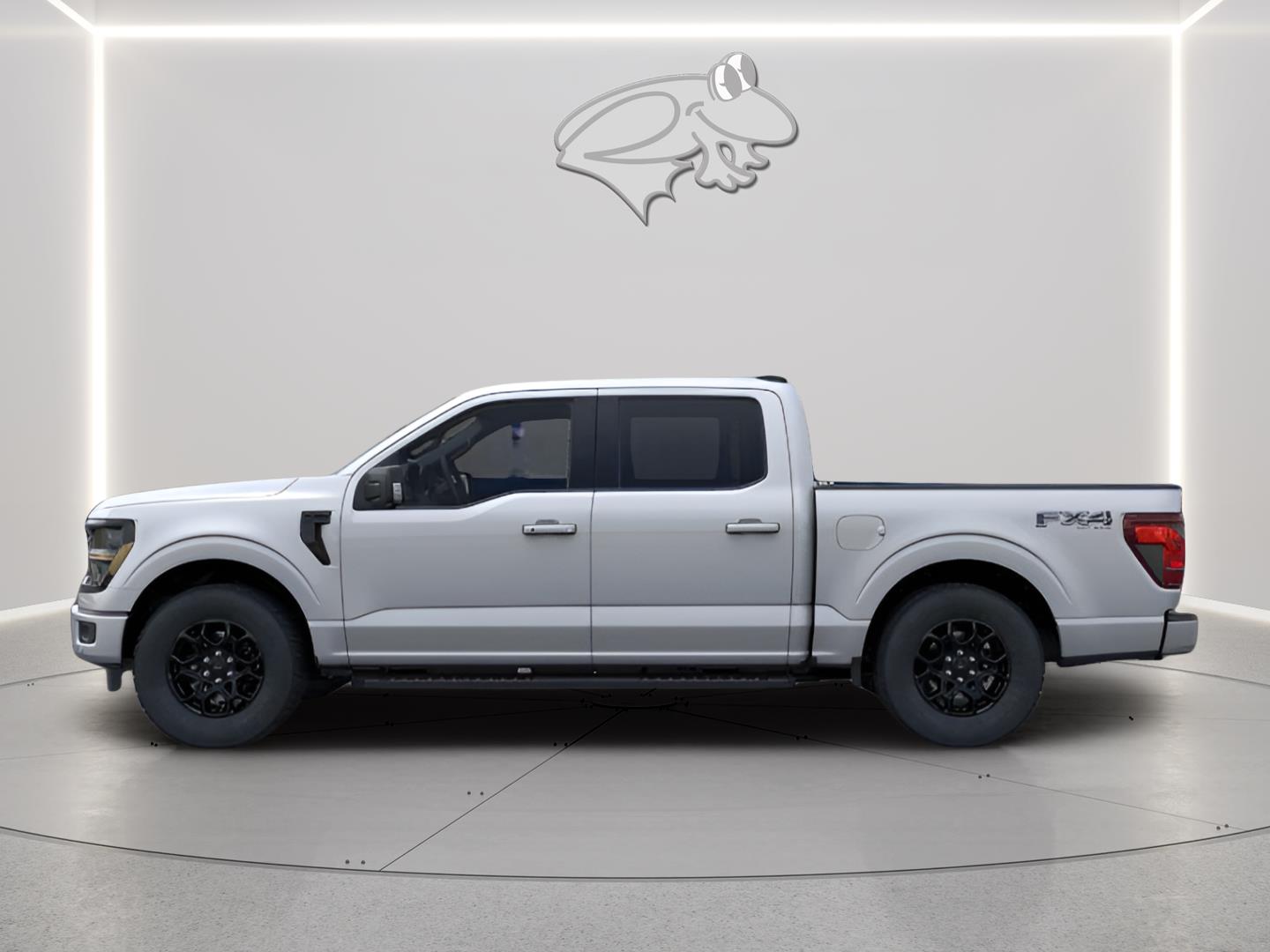 View vehicle photo 3