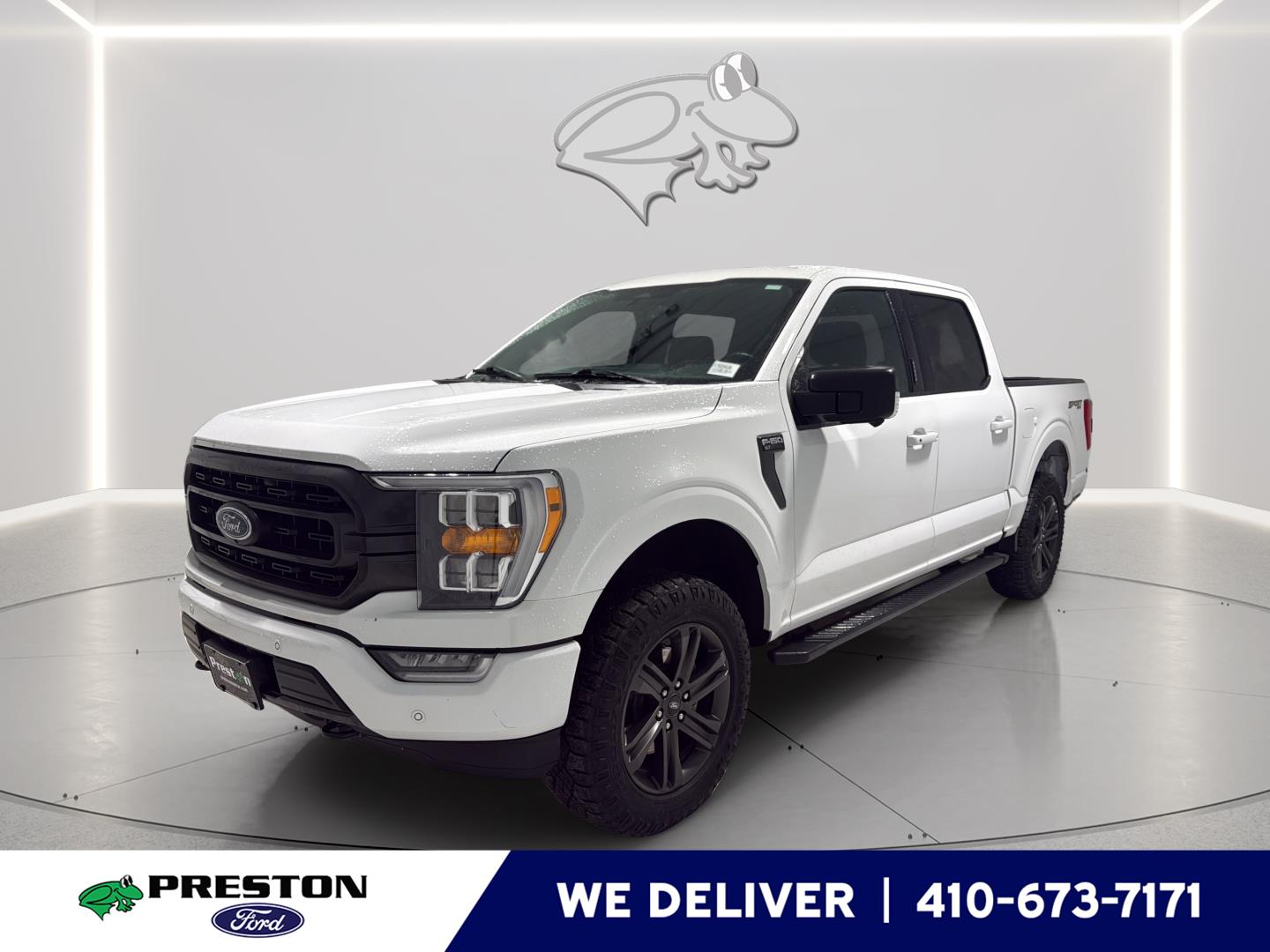 Oxford White 2021 Ford F-150 XLT SuperCrew 4WD Pickup Truck Four-Wheel Drive Automatic