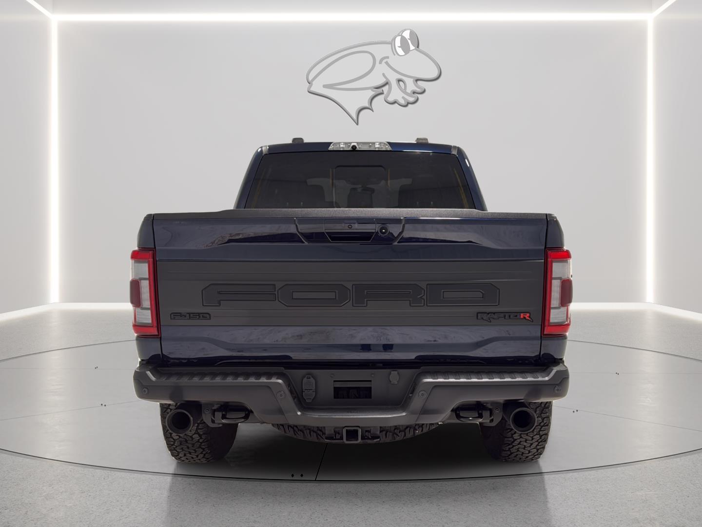 View vehicle photo 5