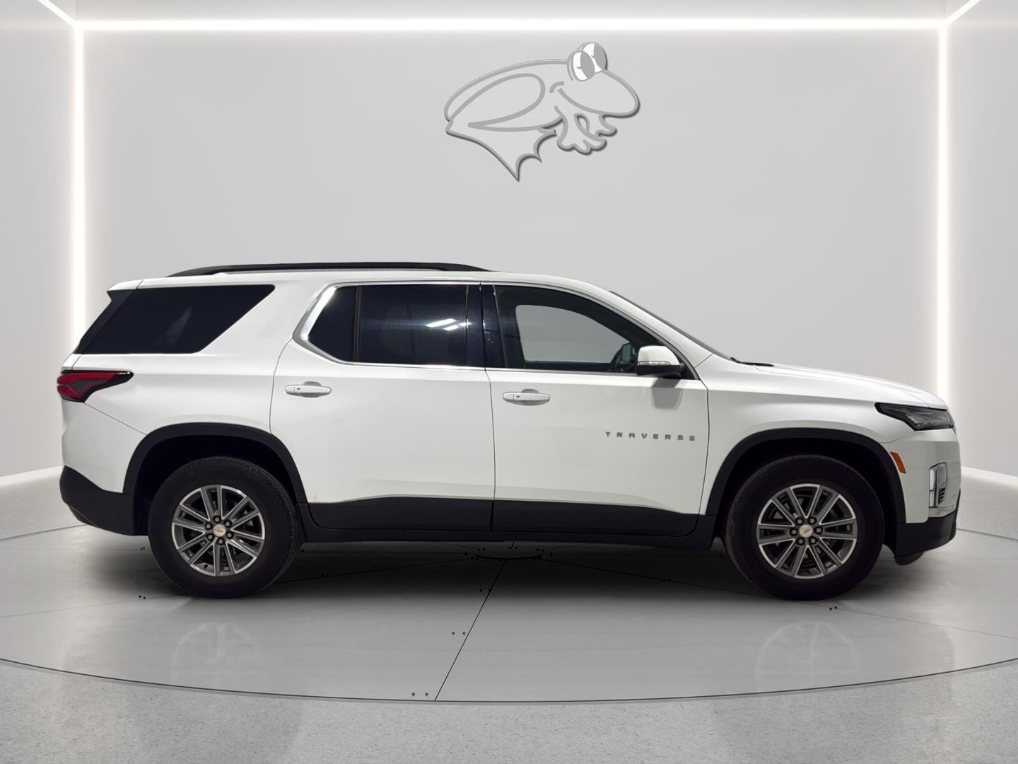 View vehicle photo 2