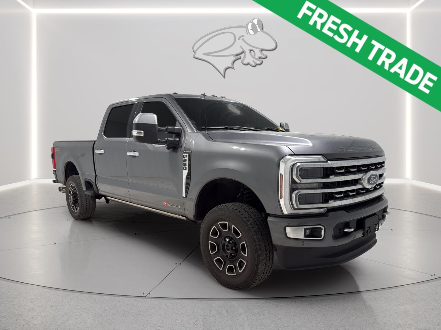 Carbonized Gray 2024 Ford F-250 Super Duty Platinum Crew Cab 4WD Pickup Truck Four-Wheel Drive Automatic