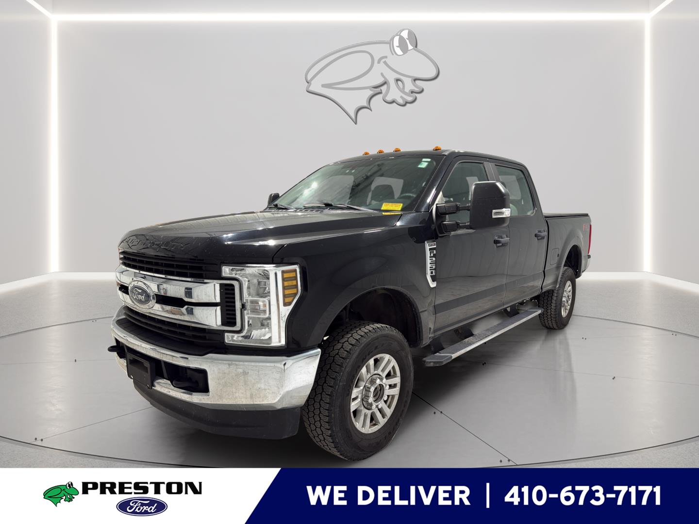Shadow Black 2018 Ford F-250 Super Duty XL Crew Cab 4WD Pickup Truck Four-Wheel Drive 6-Speed Automatic