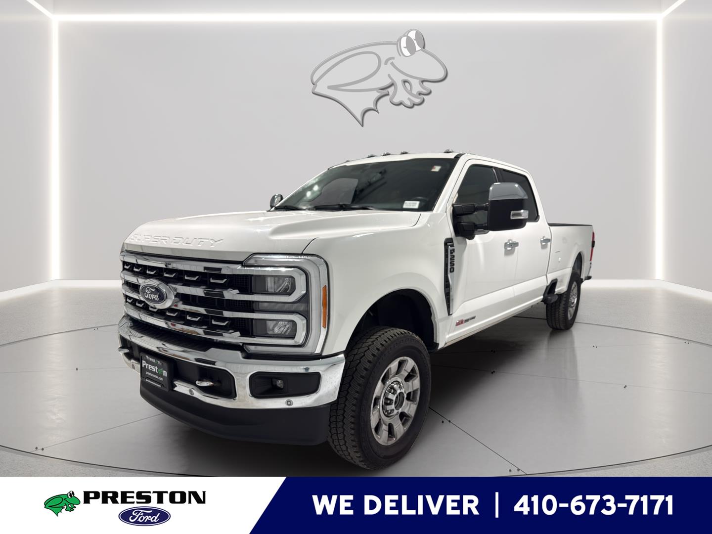Star White Metallic Tri-Coat 2023 Ford F-250 Super Duty Lariat Crew Cab 4WD Pickup Truck Four-Wheel Drive Automatic