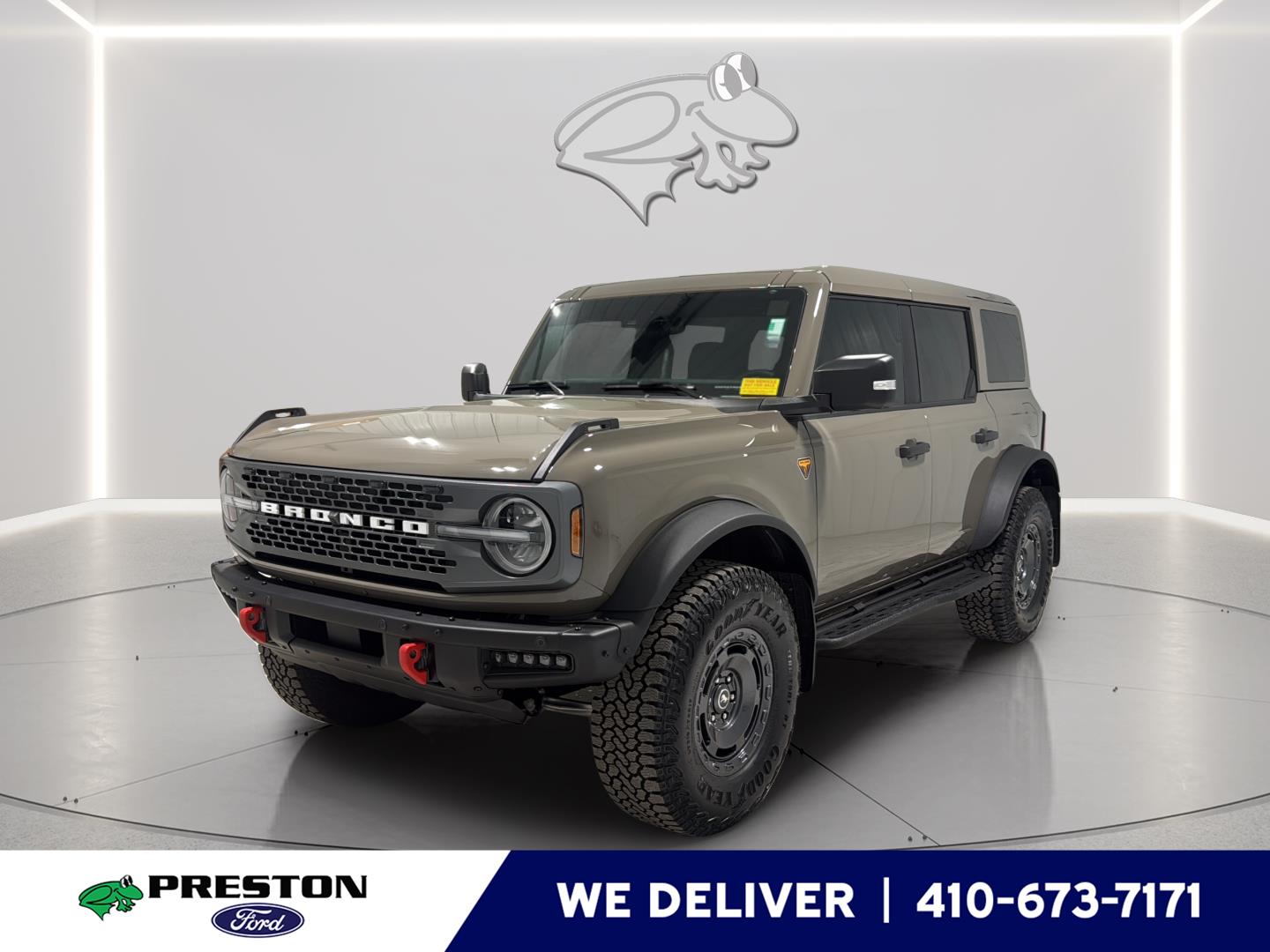 Marsh Gray 2025 Ford Bronco Badlands 4-Door 4WD SUV / Crossover Four-Wheel Drive Automatic